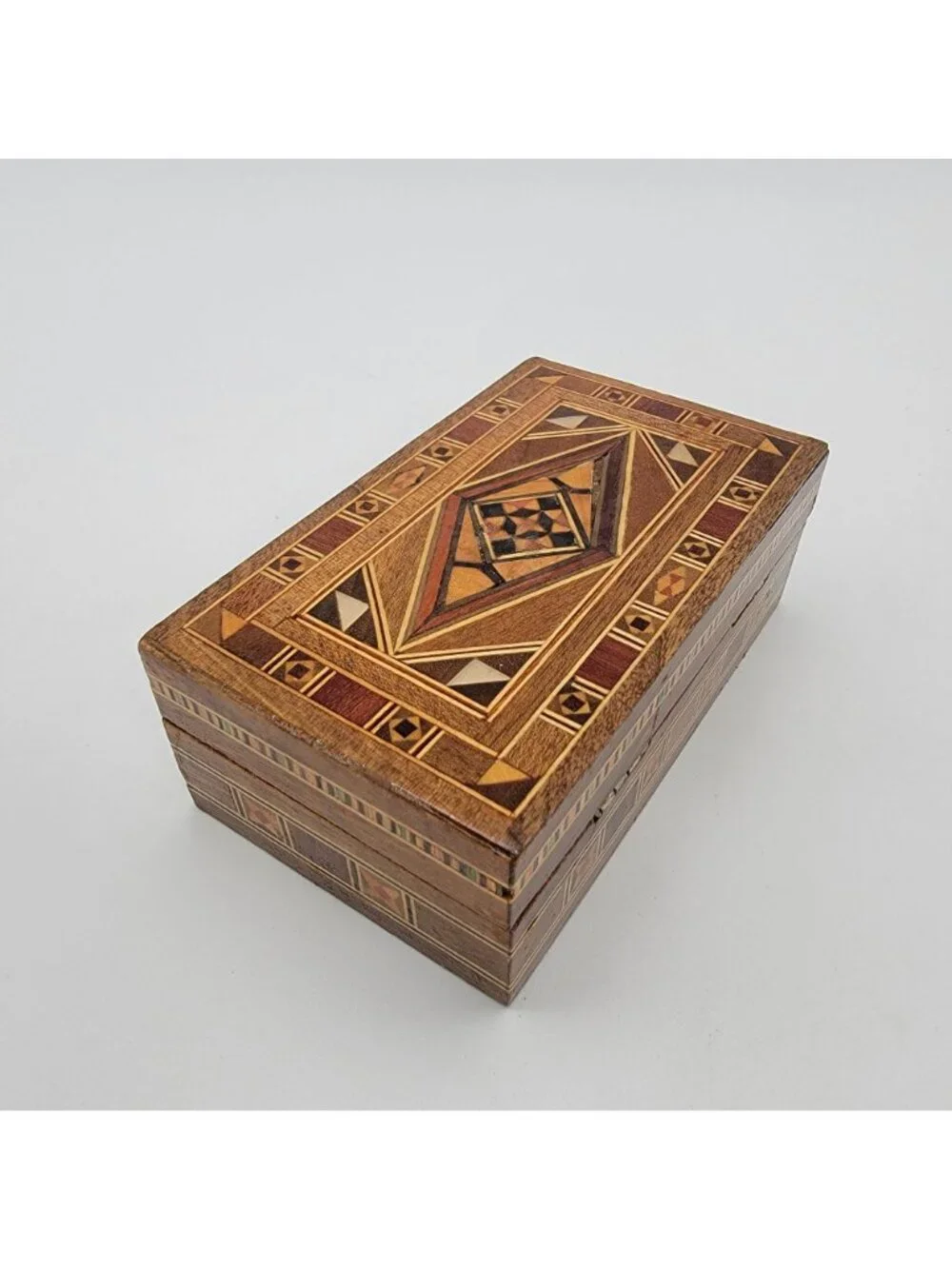 N/A this intricately